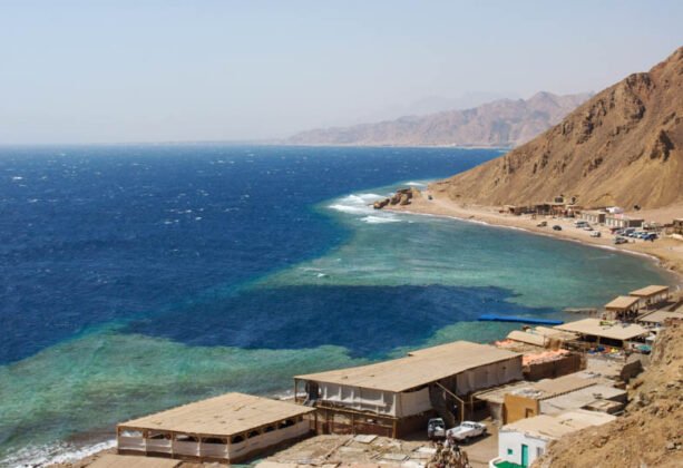 Blue Hole Dahab Snorkel & Painted Canyons
