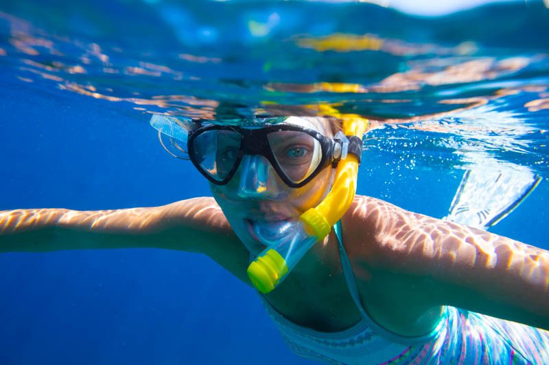 snorkeling-in-the-tropical-water-sharm-elsheikh